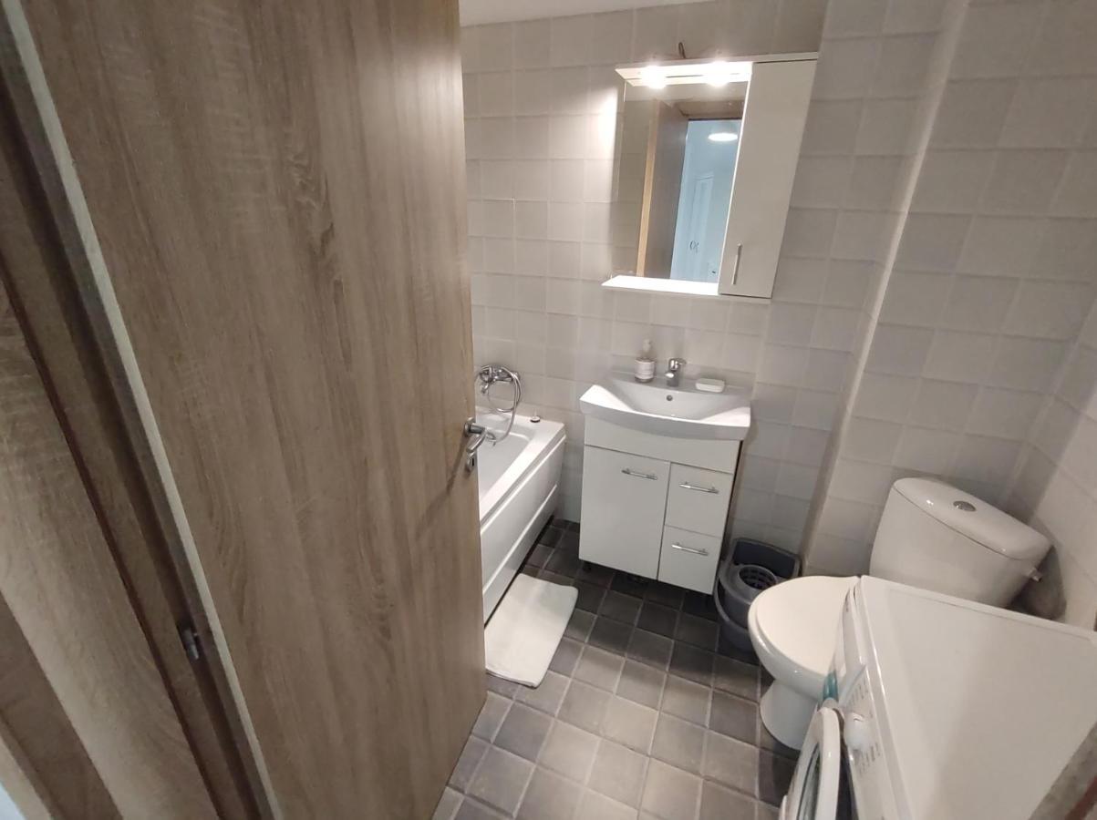 Apartament Fundeni - Garsoniere - Langa Spital Bukareszt Zewnętrze zdjęcie